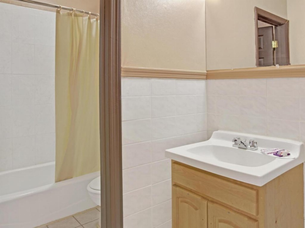 Knights Inn Pine Brook